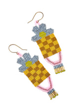 Daisy Beaded Earrings