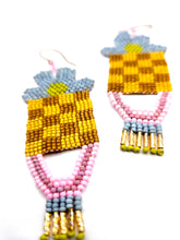 Daisy Beaded Earrings