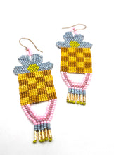 Daisy Beaded Earrings