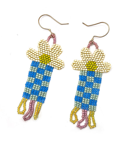 Ocean Daisy Beaded Earrings